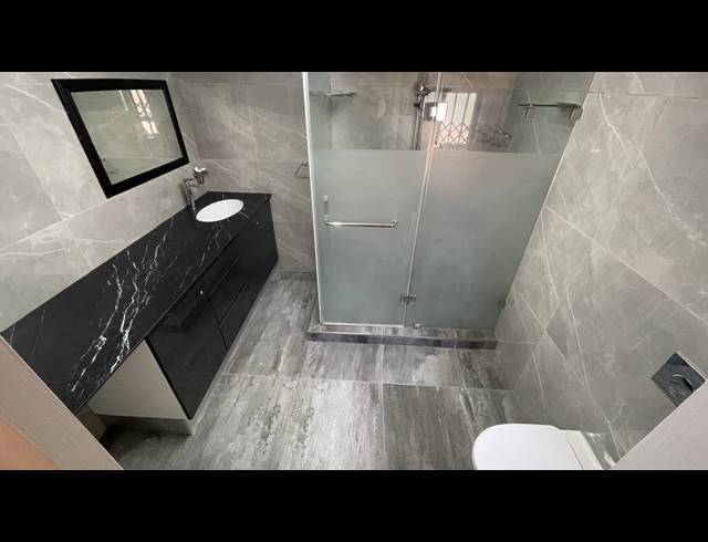 3 BEDROOM TOWNHOUSE FOR SALE IN ESSENWOOD